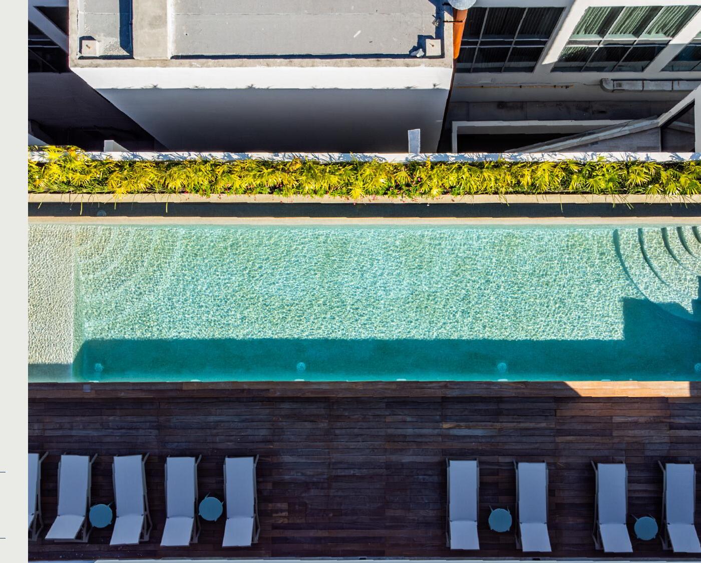 Piscina infinity, Paravian Private Living
